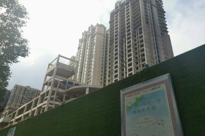 陕西西安长乐府小区 接纳云对讲10寸门口机