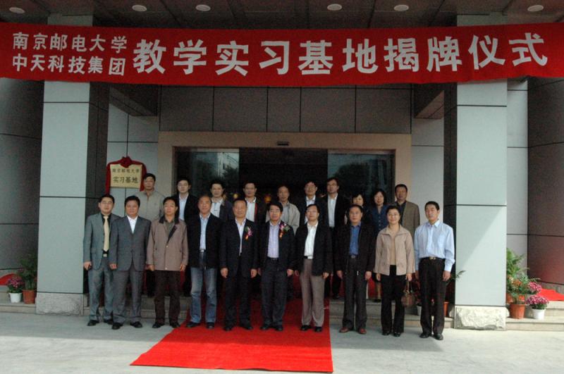 PG电子·仿照器(试玩游戏)官方网站