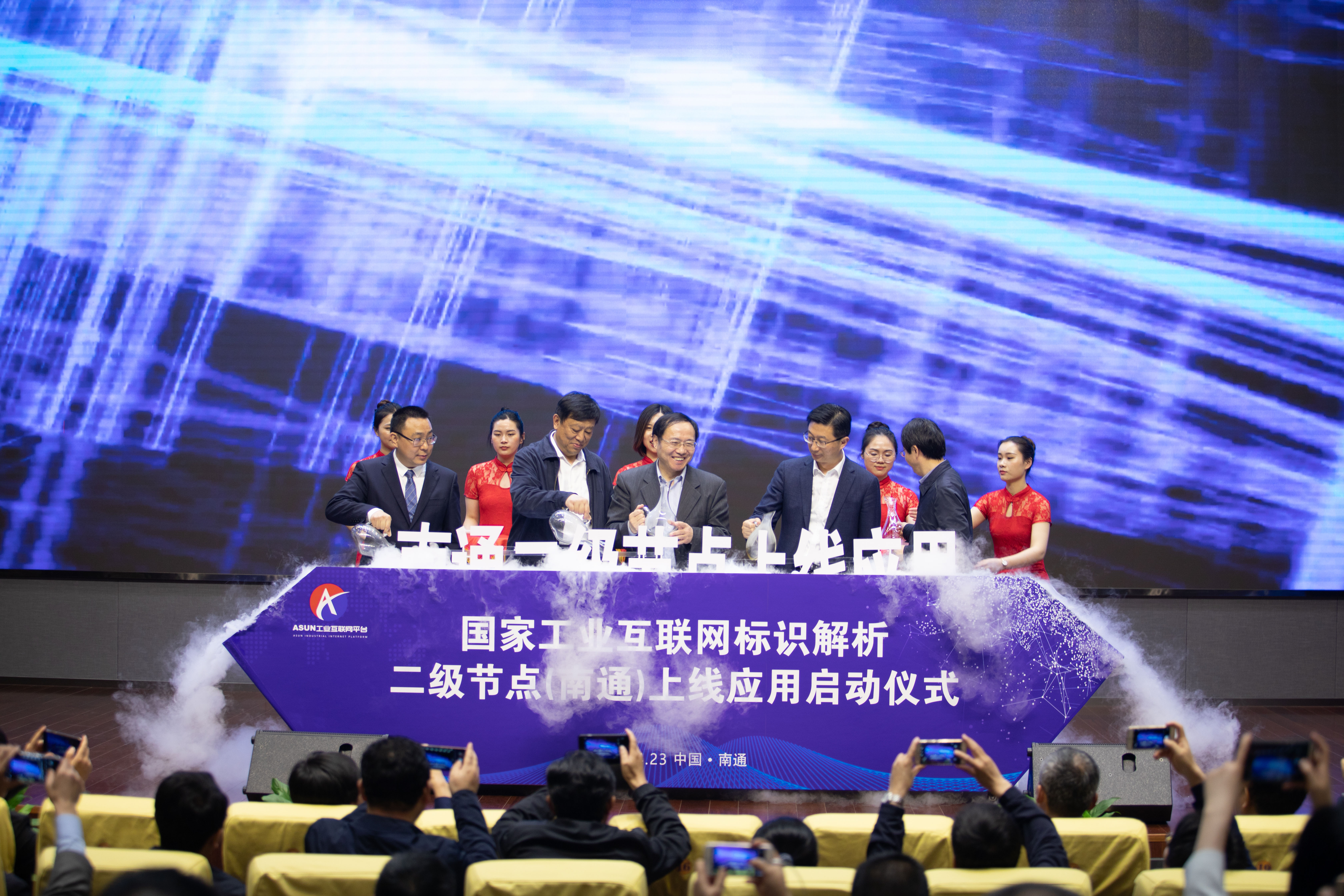 PG电子·仿照器(试玩游戏)官方网站